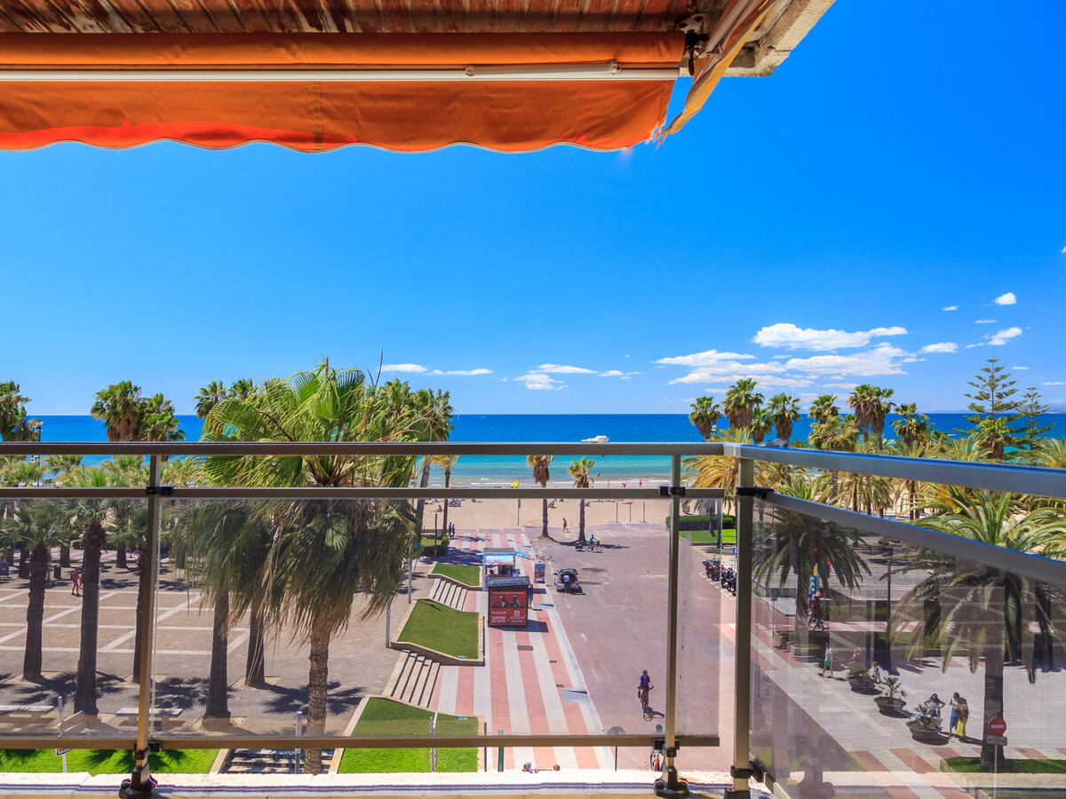 Appartement vue mer face à Playa Llevant, Salou - Photo 5