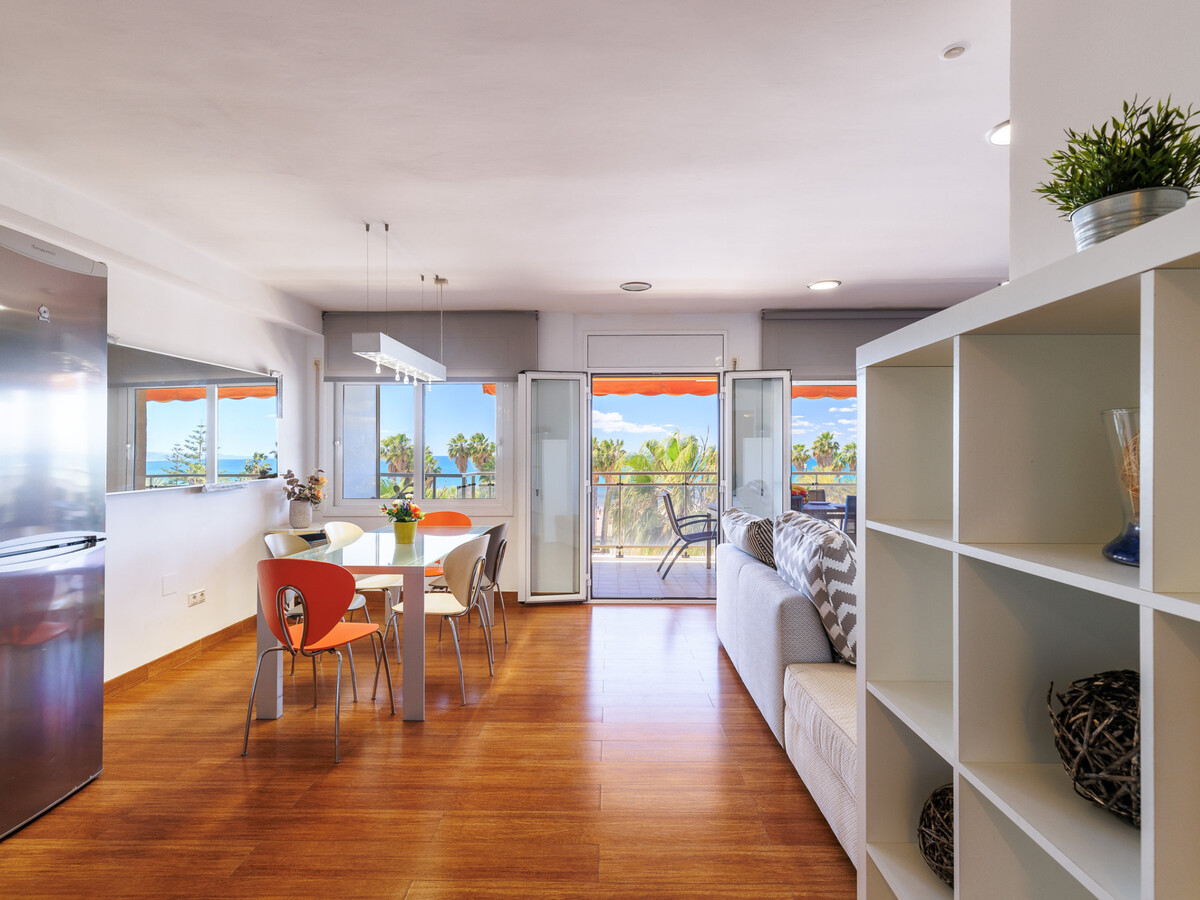 Appartement vue mer face à Playa Llevant, Salou - Photo 9