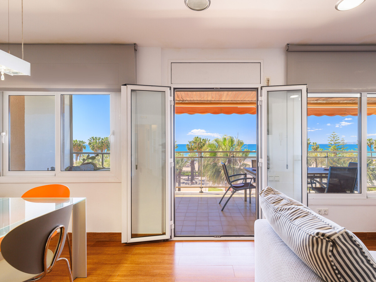 Appartement vue mer face à Playa Llevant, Salou - Photo 10