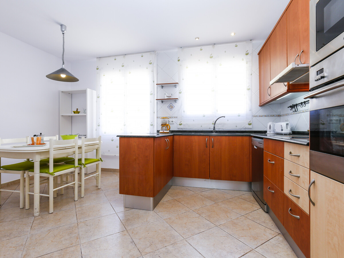 Appartement 8 pers., 3 ch. centre Salou près plage - Photo 11