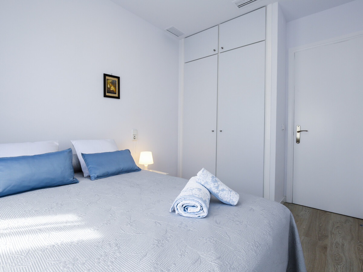 Appartement 8 pers., 3 ch. centre Salou près plage - Photo 22