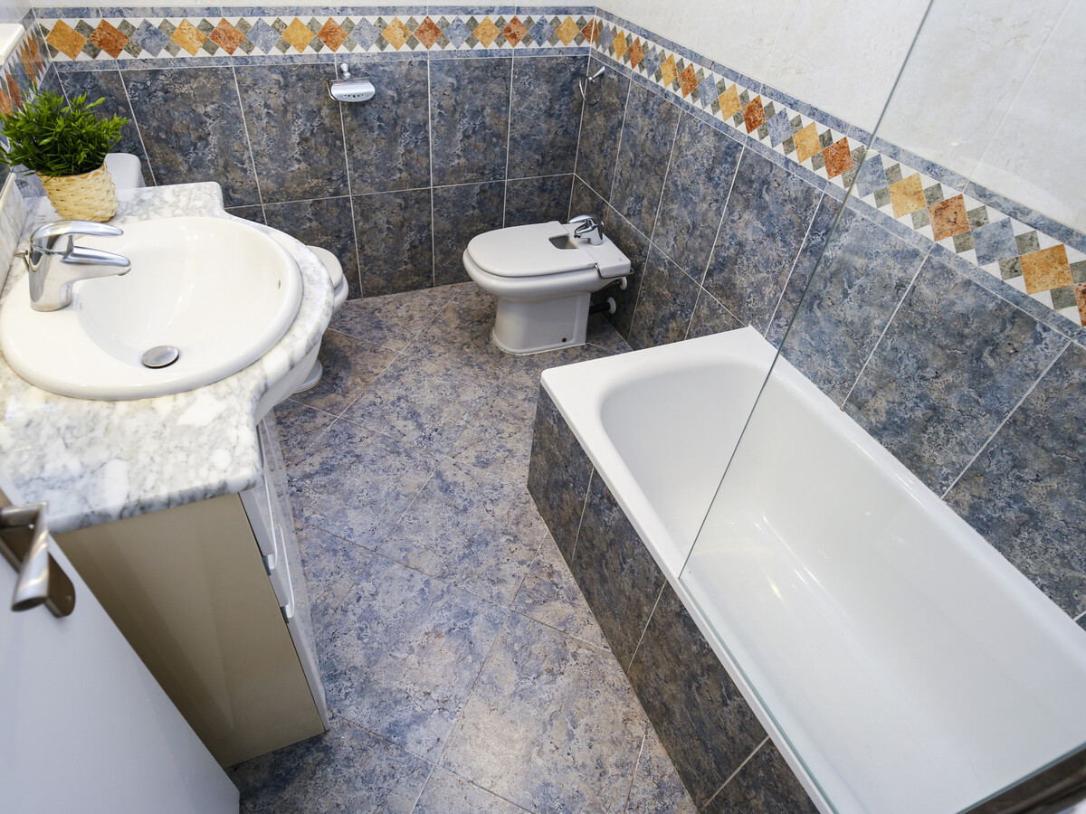 Appartement 8 pers., 3 ch. centre Salou près plage - Photo 23
