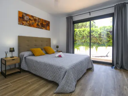 Villa spacieuse, piscine privée et climatisation - Photo 25