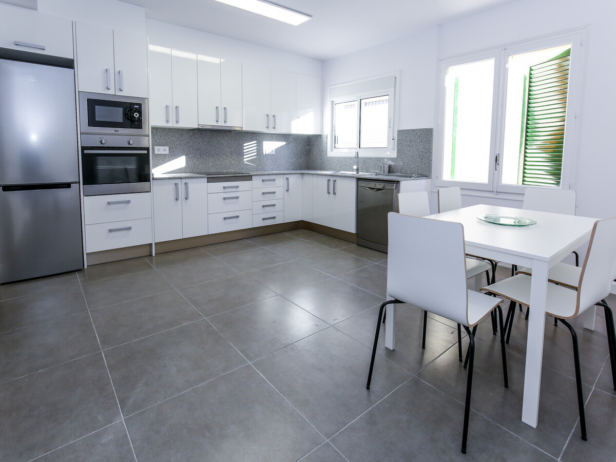 Appartement 8 pers. centre Salou, près plage - Photo 4