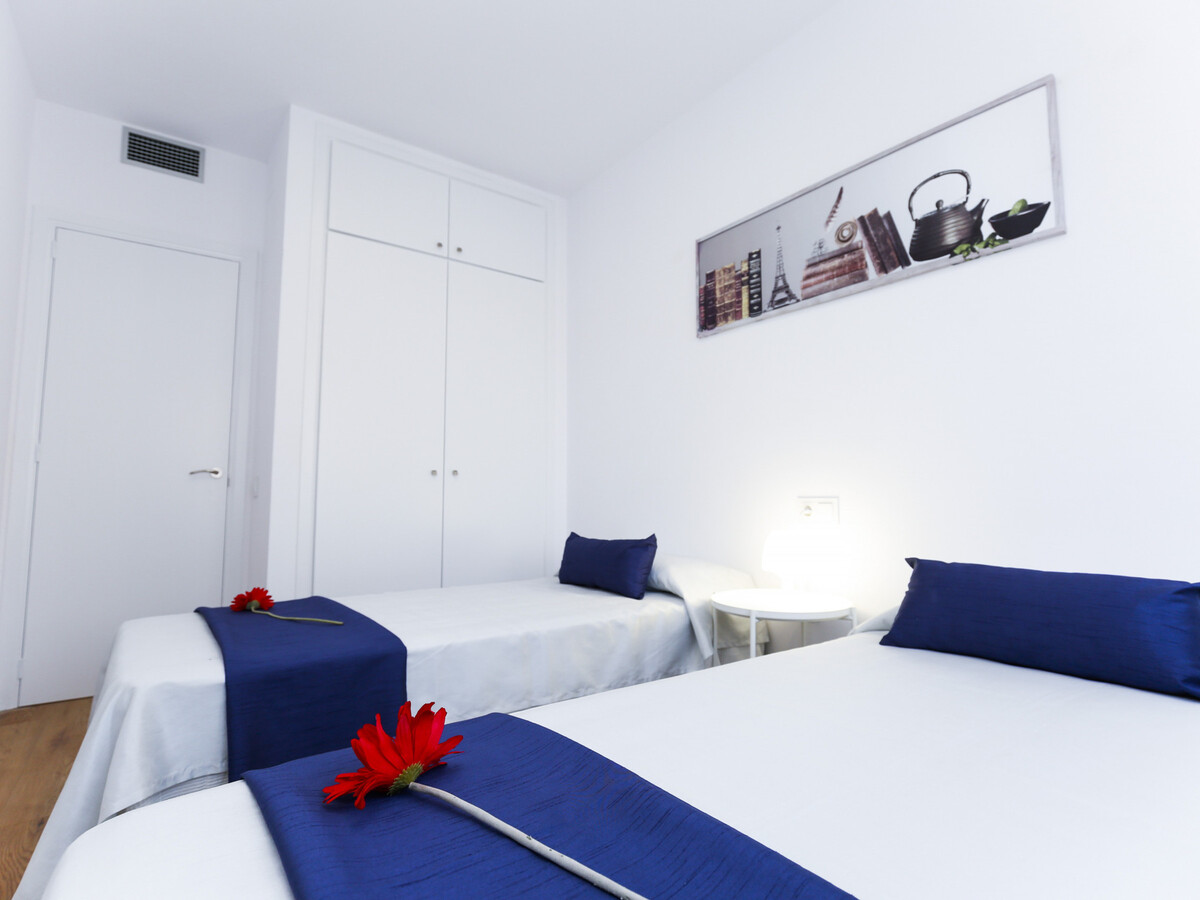 Appartement 8 pers. centre Salou, près plage - Photo 23