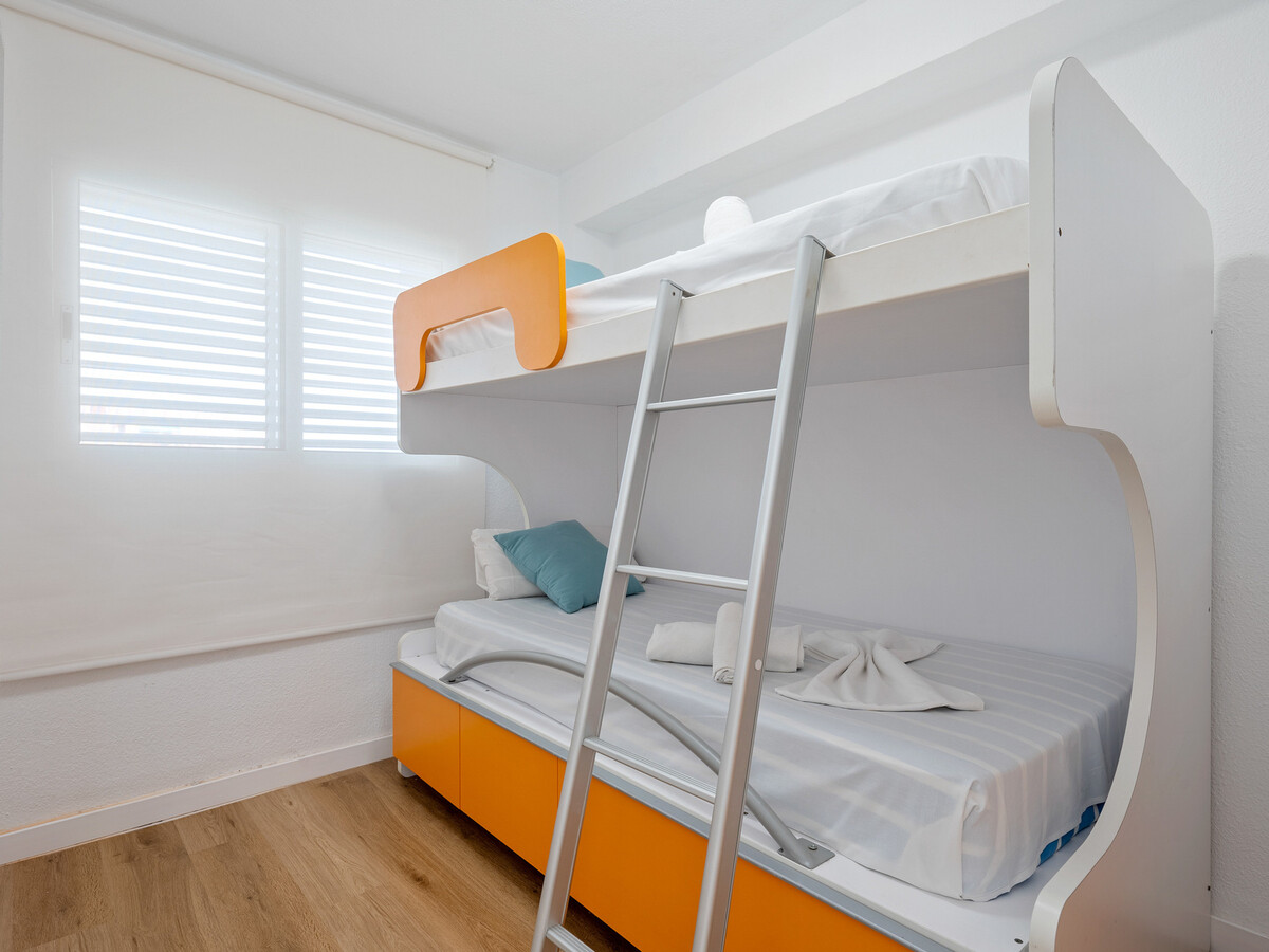 Appartement 6 pers. vue mer, 1ère ligne plage La Pineda - Photo 16