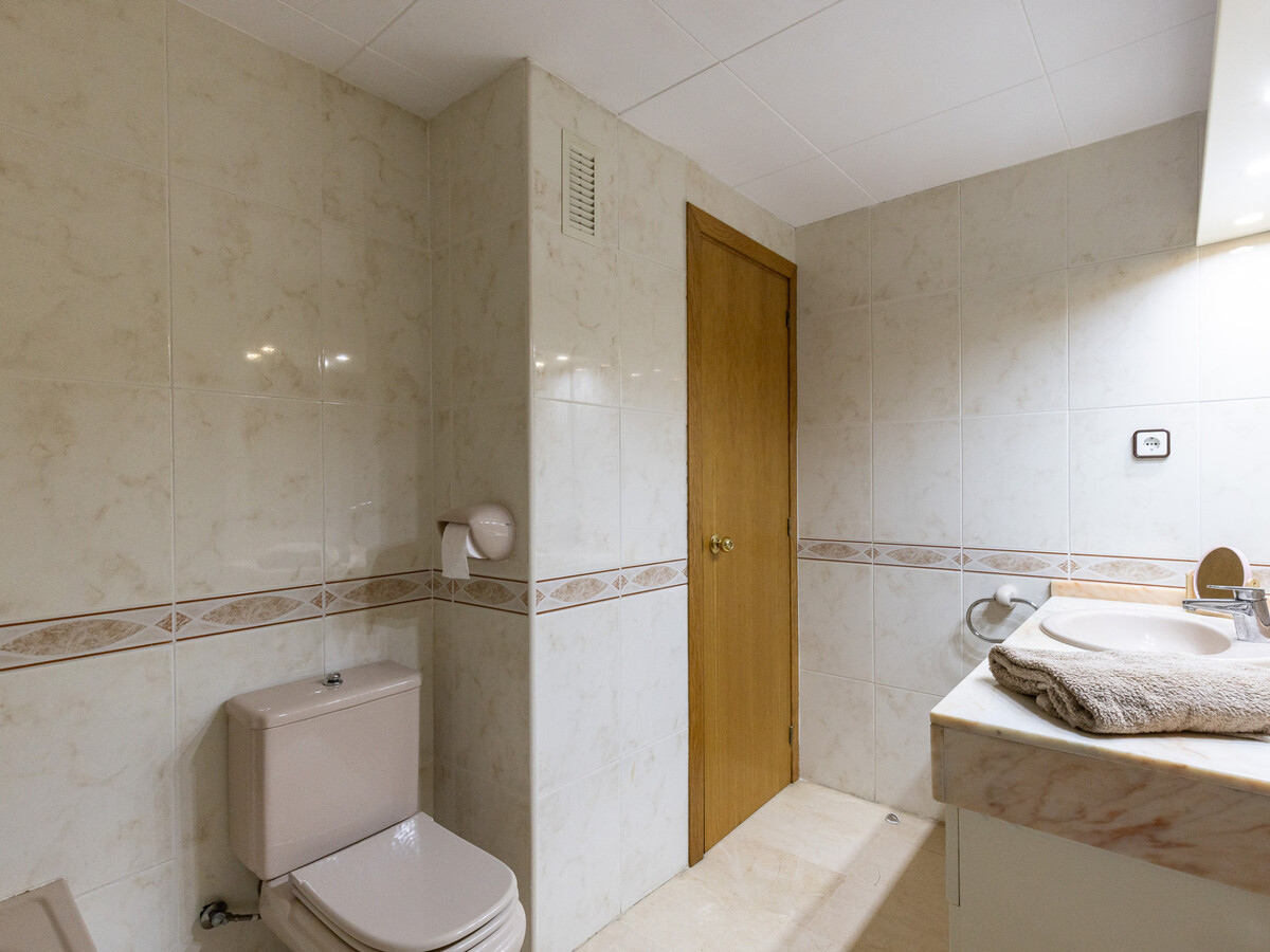 Appartement Central Park – Terrasse & piscine toit à Salou - Photo 16