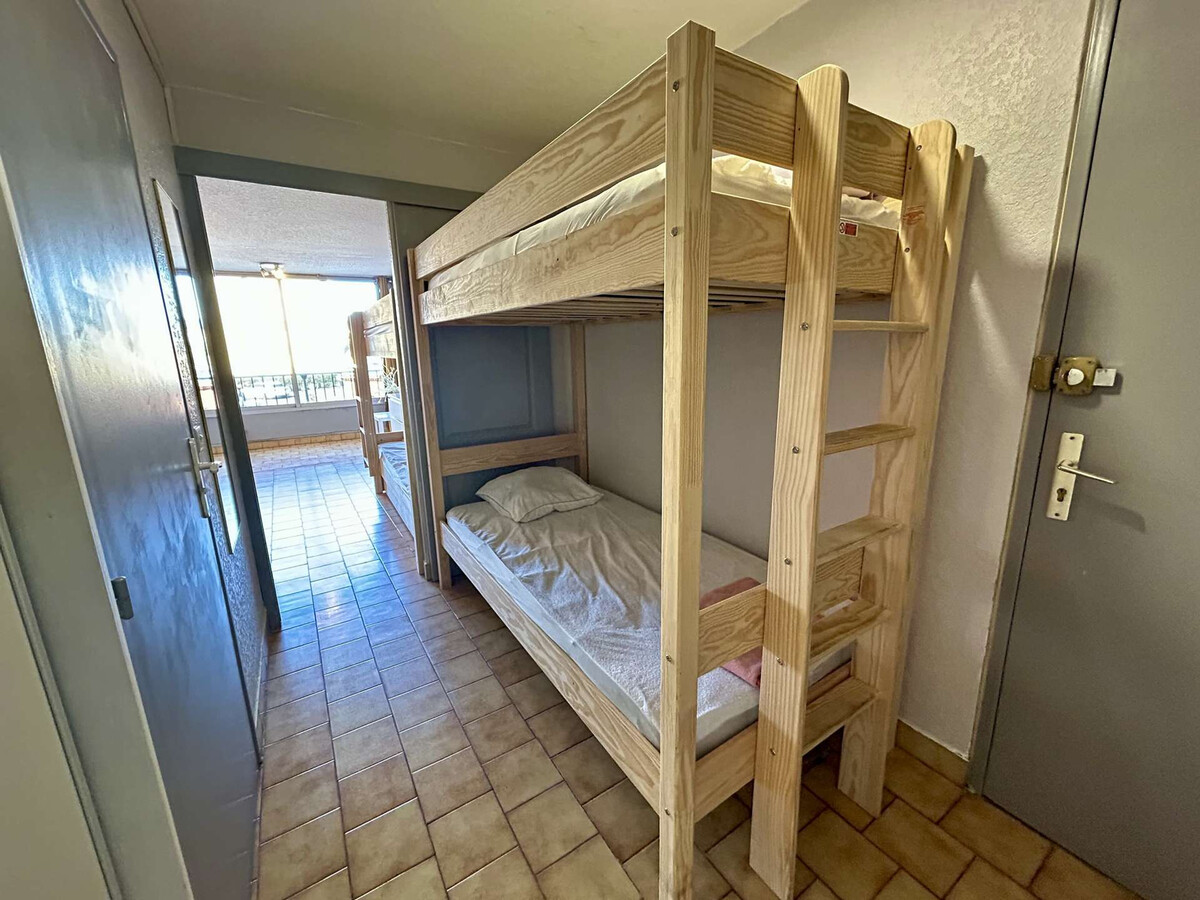 Studio cabine 4 pers. à 600 m de la plage - Cap d'Agde - Photo 9