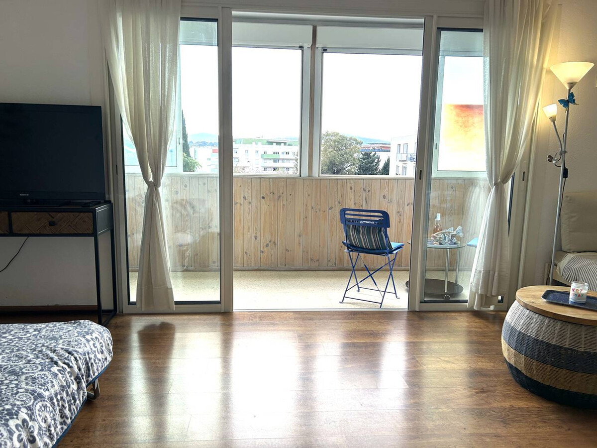Appartement climatisé 4 pers. - 3e étage Le Lavandou - Photo 11