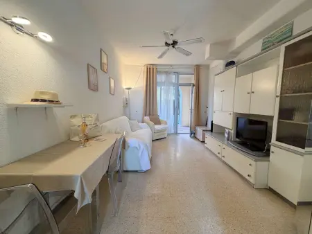 Appartement 2 pièces RDC accès direct plage à Port Grimaud : photo 2