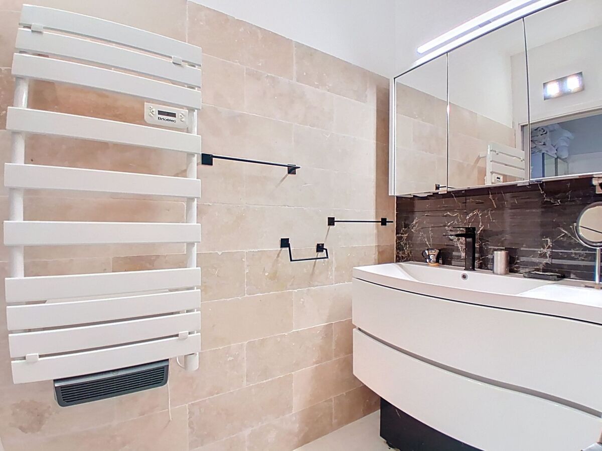 Le Chaville, appartement 2 pièces à 150 m de la mer - Photo 13