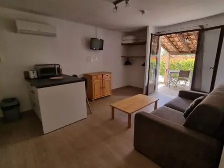 Appartement 26m² avec terrasse à Porto Vecchio : photo 3