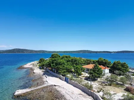 Maison Blue à Drvenik Mali, vue sur la mer