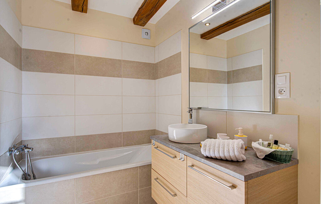 Maison avec piscine privée à Excideuil - Photo 27