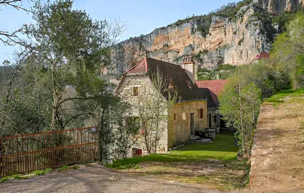 Maison en pierre avec vue vallée à Sauliac-sur-Célé - Photo 1
