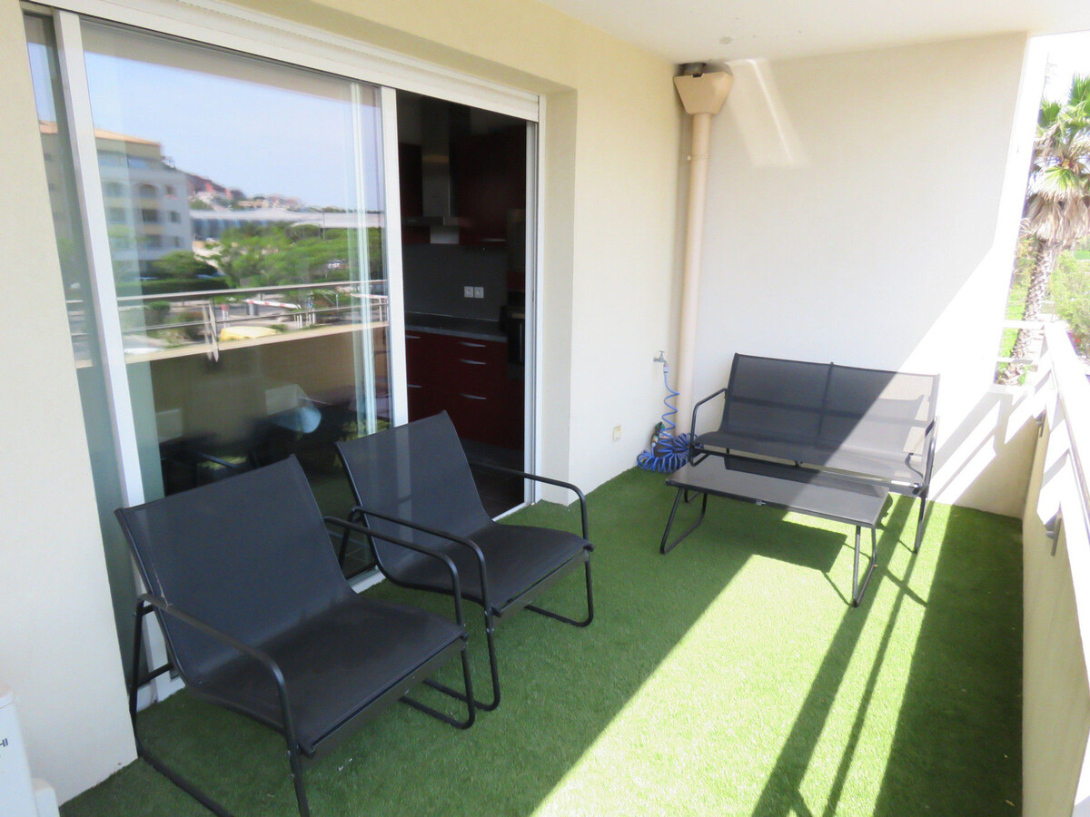T3 climatisé 46m² avec terrasse 16m² à Sète - Photo 1