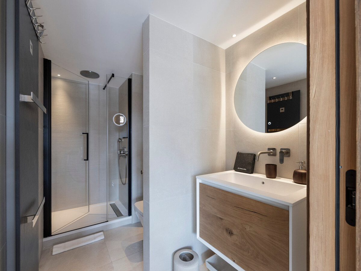 Duplex 158 m², 5 chambres, 450m des pistes - Photo 11