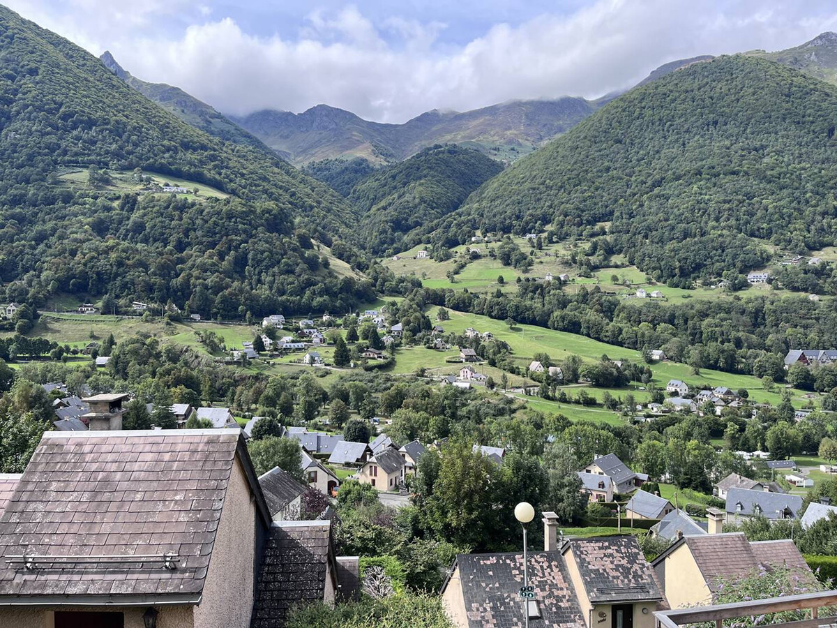 Duplex Cauterets : terrasse panoramique, barbecue, 2 ch - Photo 9