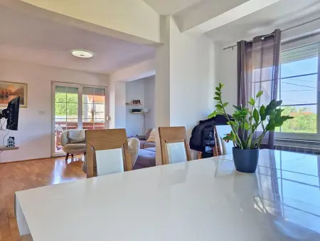 Ivanka - Maison 8 personnes, piscine privée à Zadar : photo 4