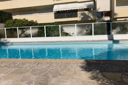 Location maison à Antibes, Maison de vacances en bord de mer à Antibes