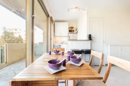 Appartement en bord de mer – Plage de la Salis, Maison de vacances en bord de mer à Antibes - Photo 6