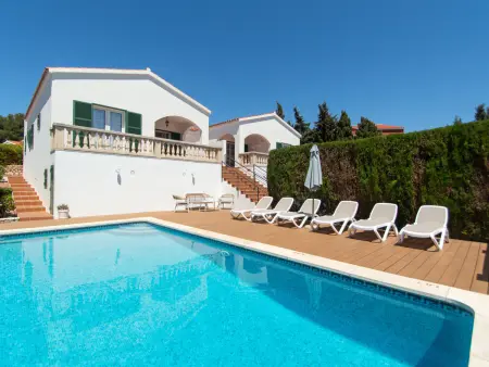 Location villa à Cala Galdana, Villa avec piscine privée et climatisation