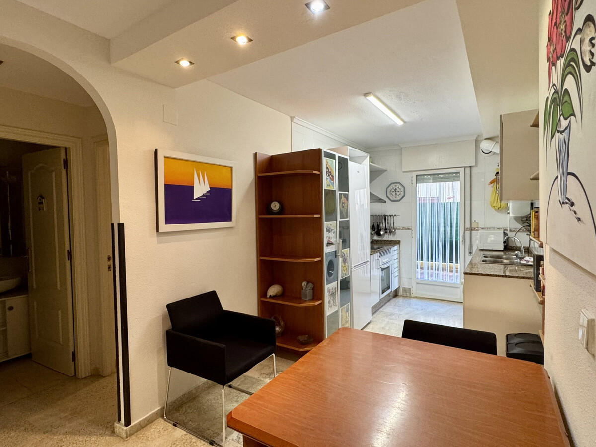 Appartement 75 m² climatisé avec terrasse – Denia - Photo 18