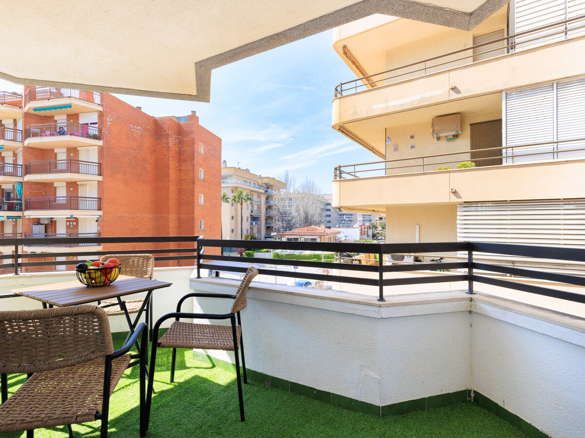 Appartement 6 pers. rénové près plage La Pineda - Photo 8