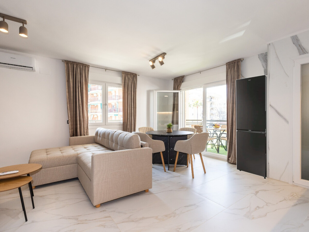 Appartement 6 pers. rénové près plage La Pineda - Photo 21