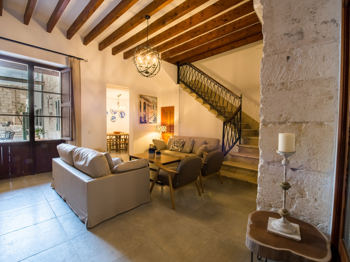 Villa Ca na Marrona à Sa Pobla, piscine & vue église - Photo 4