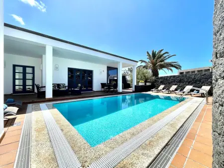Location villa à Playa Blanca, Villa avec piscine privée chauffée - 6 pers.