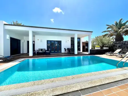 Location villa à Playa Blanca, Villa avec piscine privée - 6 pers.