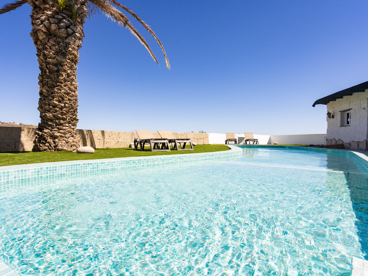 Studio vue montagne avec piscine chauffée à Granadilla - Photo 3