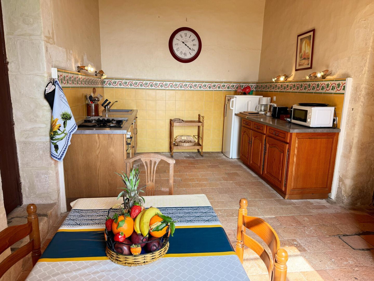 Gîte XVIIe siècle avec jardin clos à Lerné - Photo 9