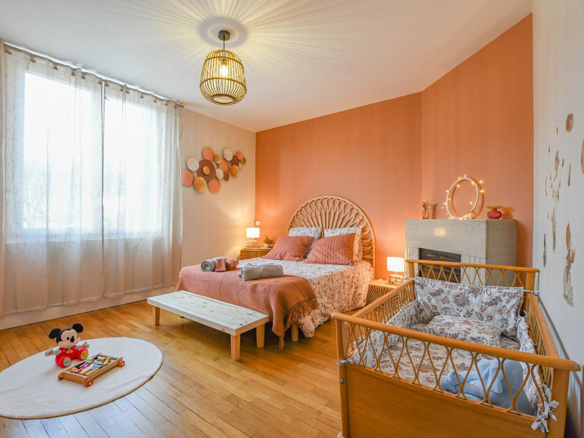 Gîte familial Bar-sur-Seine, parking privé et cour - Photo 1