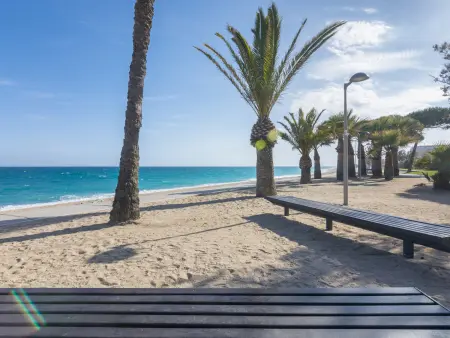Maison Méditerranéenne : 3 chambres, Piscine Privée & Wifi à Pineda de Mar - Photo 24
