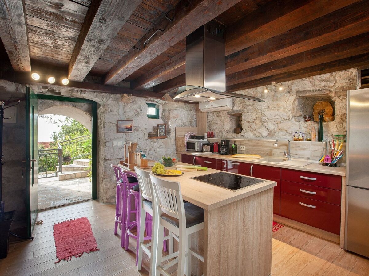 Maison en pierre avec piscine chauffée à Makarska - Photo 25