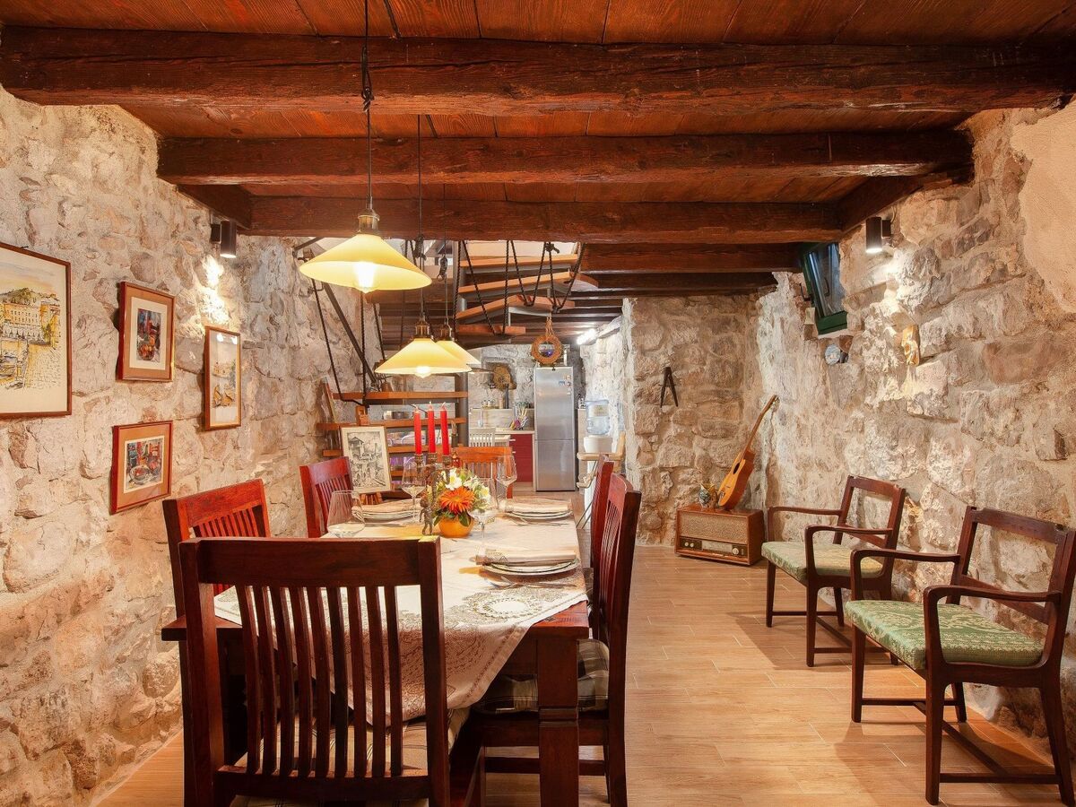 Maison en pierre avec piscine chauffée à Makarska - Photo 27