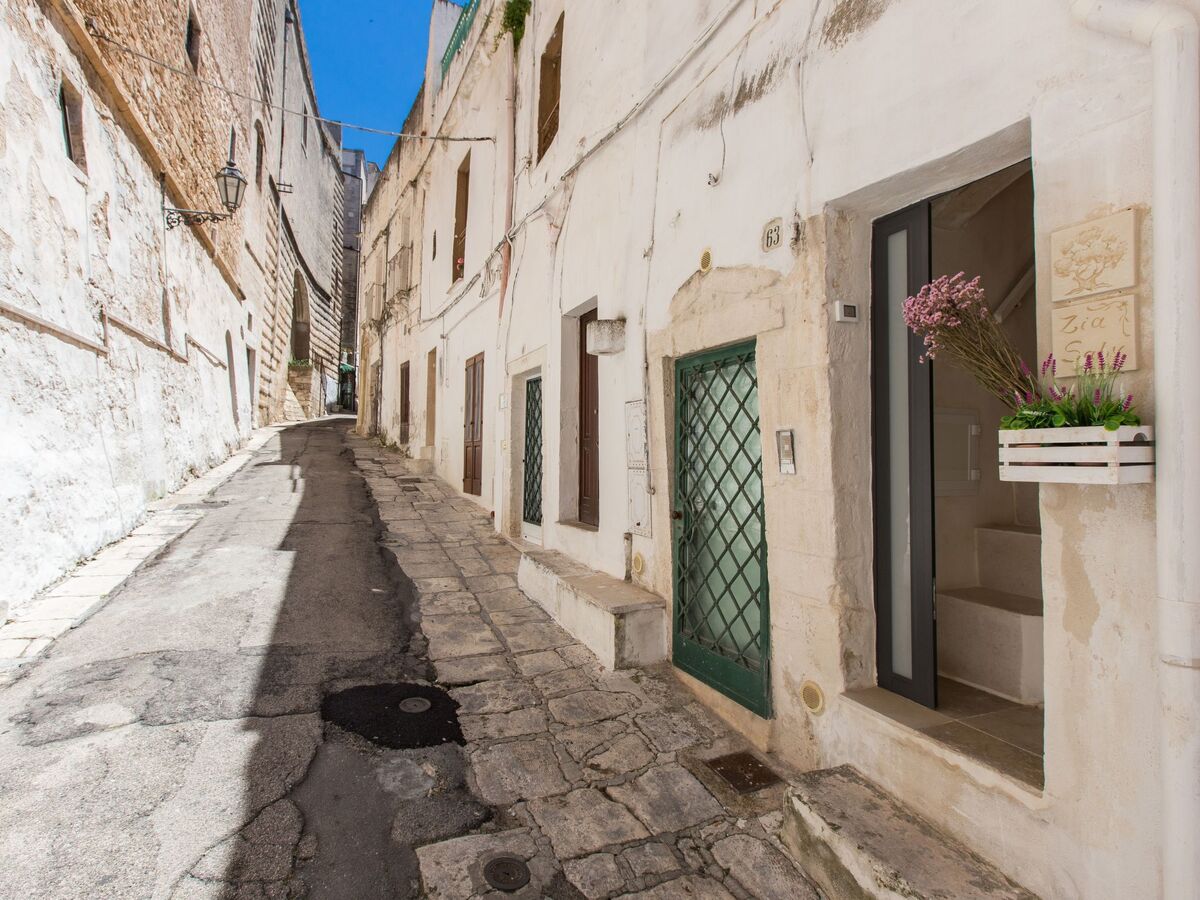 Maison historique à Ostuni avec balcon panoramique - Photo 19