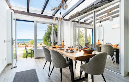 Faro's Beachfront House, Location Maison 4 personnes à Mijas - Photo 2