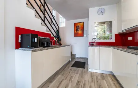 Faro's Beachfront House, Location Maison 4 personnes à Mijas - Photo 6
