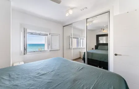 Faro's Beachfront House, Location Maison 4 personnes à Mijas - Photo 7