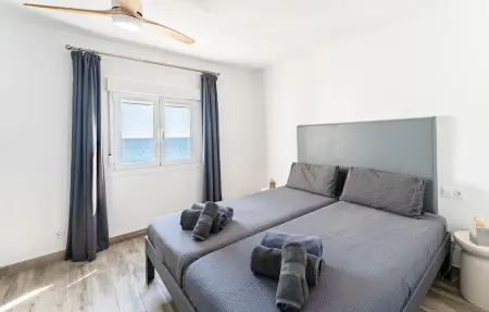 Faro's Beachfront House, Location Maison 4 personnes à Mijas - Photo 16