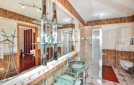 Maison 5 chambres piscine à Laroque des Albères : photo 20