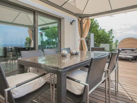 Villa élégante à Torredembarra avec vue sur mer - Photo 3