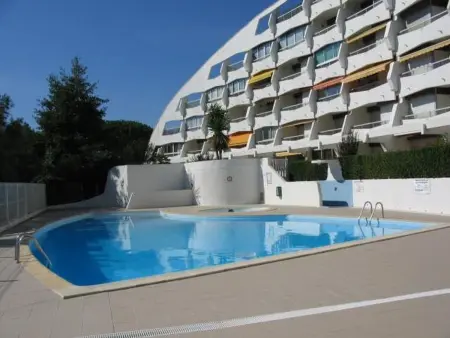 Location appartement à La Grande Motte, Studio Cabine Moderne avec Piscine, Proche Plage, Calme, Vert, Tout Confort - La Grande Motte