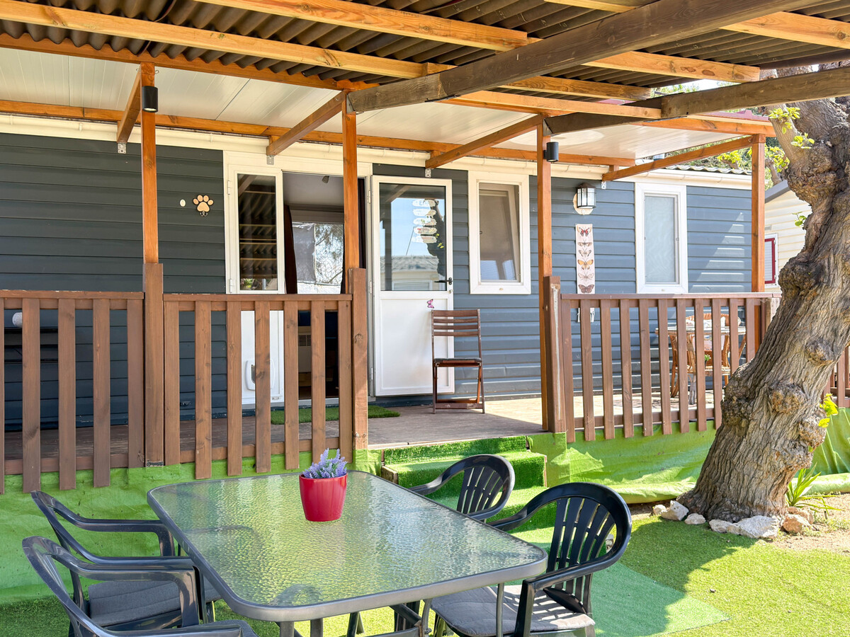 Bungalow 4 pers. avec clim au camping Costa Dorada - Photo 2
