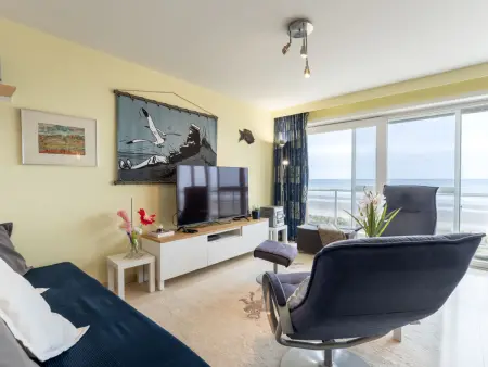 Mitsou : appartement vue mer, parking, 10 m de la plage à Westende : photo 2