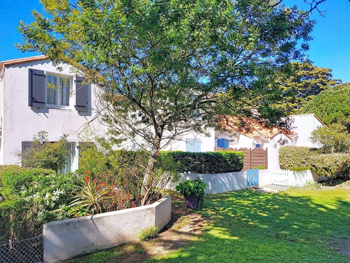 Maison Les Yuccas – 350 m plage, forêt à 10 m, Barbâtre - Photo 1