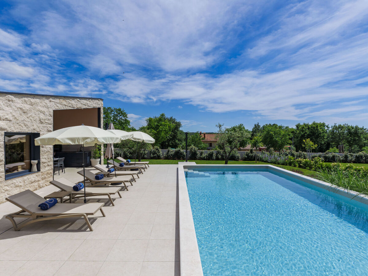 Villa Sola – 5 chambres, piscine privée à Tinjan - Photo 4